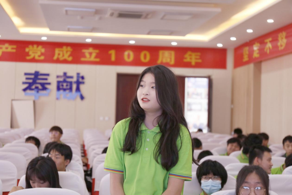 電商直播進校園，企業宣講會圓滿進行