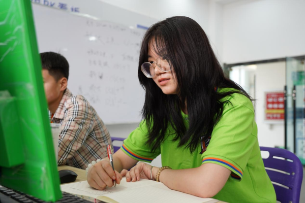 完爆UI設(shè)計(jì),0基礎(chǔ)入門UI設(shè)計(jì)要考慮什么?