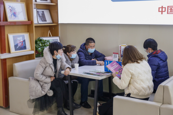 蘭州新華春季報(bào)名火熱進(jìn)行中～早選擇，早報(bào)名，早獲益！
