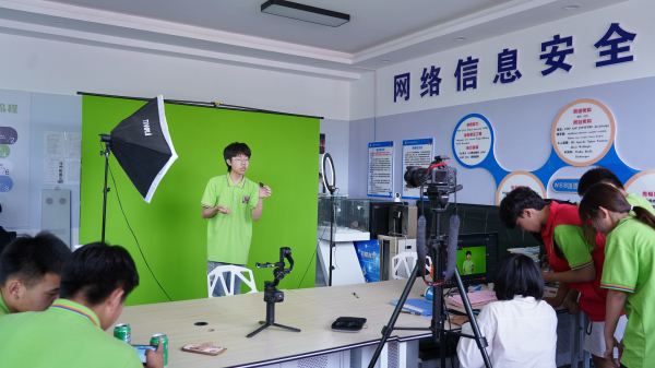 蘭州中職生比不上普高生?兩者到底有什么區(qū)別?